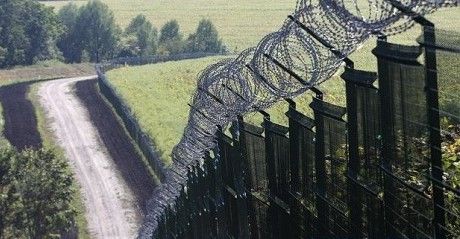 Стена на границе с Россией: за пять лет потратили 1,7 млрд грн фото