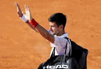 Лучший теннисист мира заразился коронавирусом фото