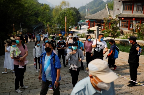 Китайцы пудрили мозги всем: вирусолог рассказала, был ли шанс остановить пандемию коронавируса  фото