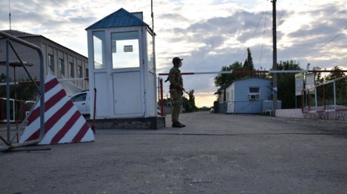 На Луганщине открыли пограничный пункт пропуска на Россию для пешеходов фото