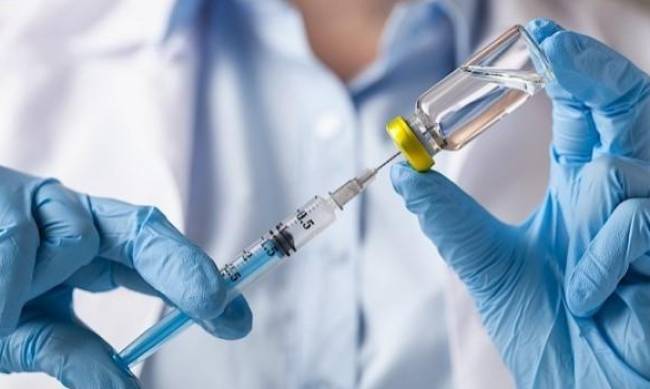 В США заявили, что не будут разрабатывать вакцину от коронавируса вместе с ВОЗ и создадут собственную  фото