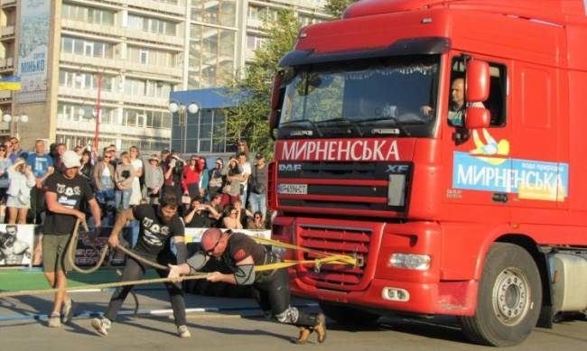 Стронгмен из Мелитополя примет участие в установлении зрелищного рекорда   фото
