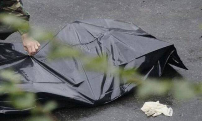 В Запорожской области односельчане нашли на обочине мертвого мужчину фото