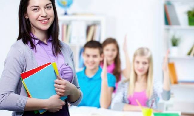 В МОН предложили наказывать учителей за упоминание о Великой Отечественной войне фото