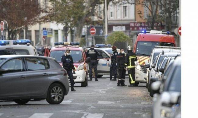 Во Франции расстреляли православного священника фото