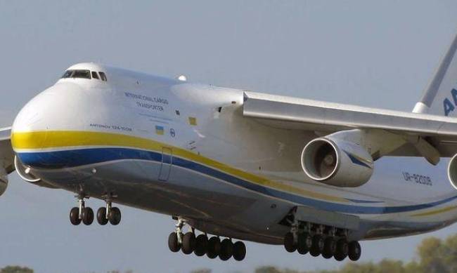 Над Украиной перестают летать самолеты фото