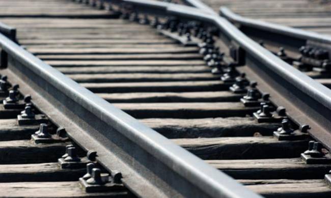 В Луганской области планируют построить новую железнодорожную колею фото