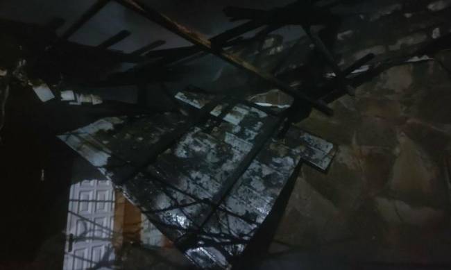 Горела сауна: стали известны подробности ночного пожара в Мелитополе  фото