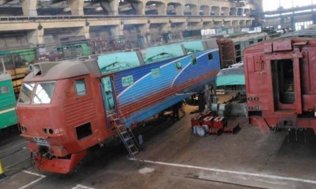 “Укрзализныця” хочет избавиться от запорожского завода ЗЭРЗ фото