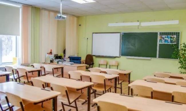В украинских школах начали тестировать е-дневники и журналы фото
