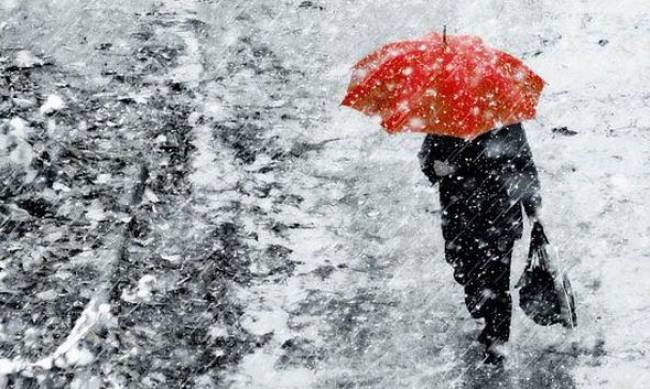Дождь и гололед на дорогах: спасатели предупреждают об ухудшении погоды в Мелитополе фото