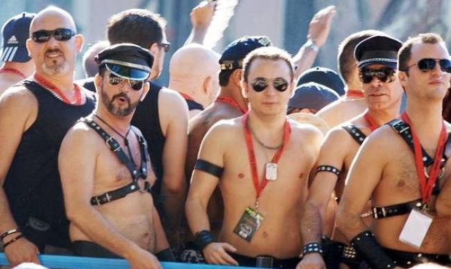 Украинский Минздрав посчитает и исследует гомосексуалистов фото