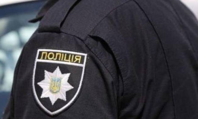 В Бердянске в реанимацию попал полицейский с отравлением неизвестным веществом фото
