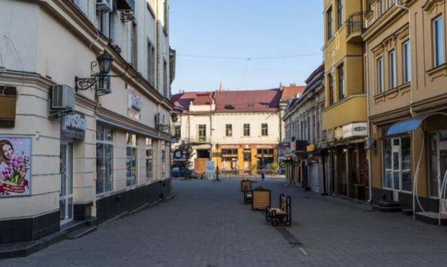 Красная зона Западной Украины: пустые улицы, чумные бараки и задыхающиеся на глазах люди фото