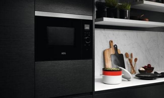5 причин обратить внимание на микроволновые печи AEG фото