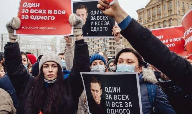 Митинги за Навального в России: все подробности  фото