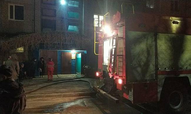 При пожаре в квартире погиб пенсионер  фото