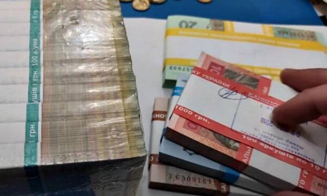 Одним добавили почти 49 тысяч, а другим – всего тысячу: как изменились пенсии в Украине с 2019 года фото