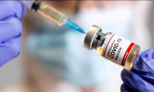 В МОЗ рассказали, когда в Украину доставят новые партии COVID-вакцин фото