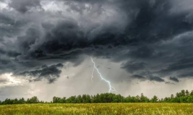 Дождь, гроза: прогноз погоды в Мелитополе на 15 июня фото