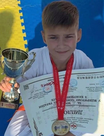 Юный спортсмен из Мелитополя попытается установить рекорд (фото)