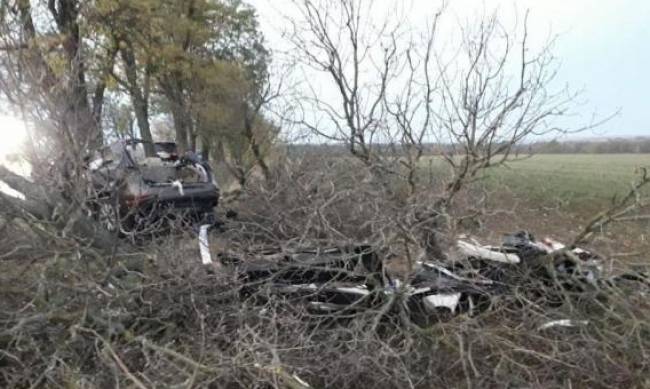 Смертельная авария на Херсонщине: 15-летний подросток за рулем внедорожника гнал 140 км и снимал все на видео фото