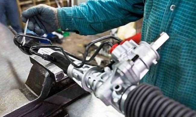 Особенности ремонта рулевых реек фото