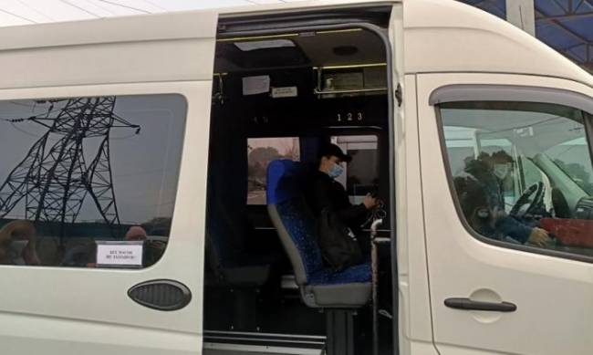 В Запорожской области пассажирку автобуса оштрафовали на 17 тысяч фото
