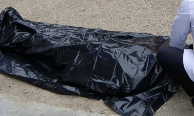 В Мелитополе найден труп: тело закопали (фото 18+) фото