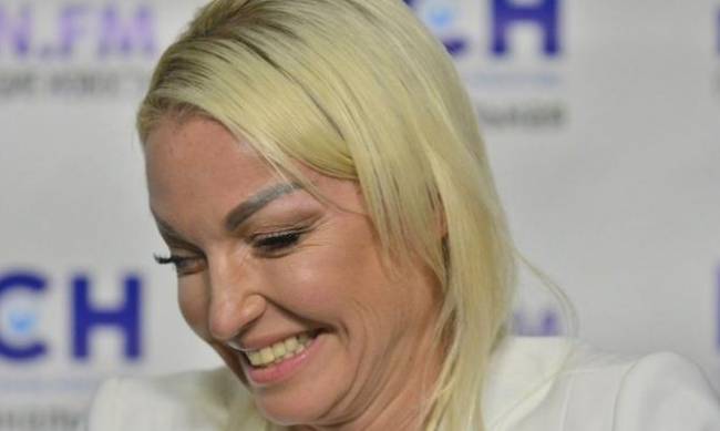 Пьяная Волочкова продемонстрировала голую грудь: «та она угашенная» фото