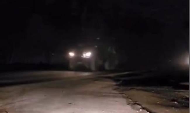 Как колонна российской военной техники ночью вошла на территорию ОРДЛО фото