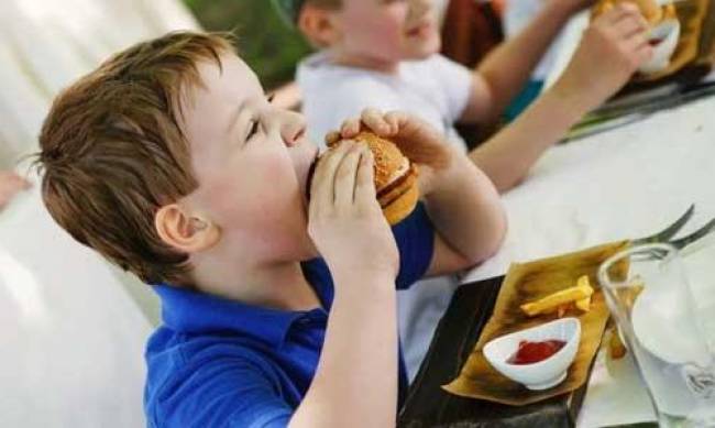 Ожирение приводит к изменениям в структуре мозга у детей — американские ученые фото