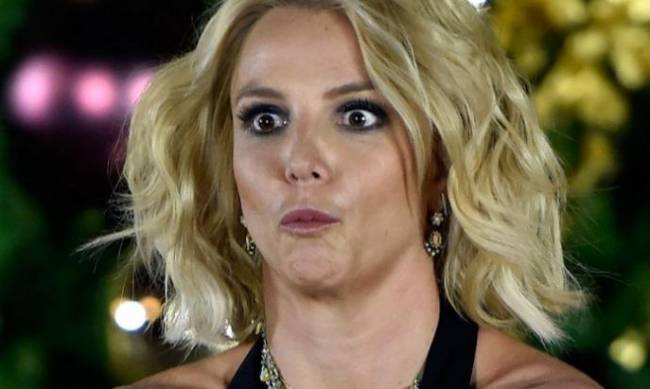 Вдарив по обличчю на очах у натовпу: Брітні Спірс побив охоронець зірки NBA фото