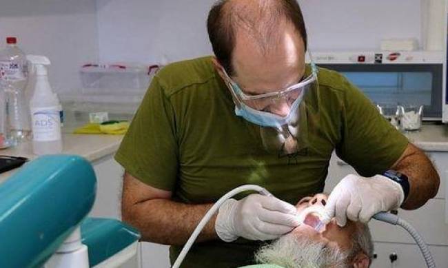 Рятують усмішки на передовій:  на Запорізькому напрямку до нацгвардійців приїжджали стоматологи фото
