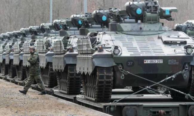 Німеччина відправила нову партію військової допомоги: у ній танки для розмінування і 20 БМП Marder фото