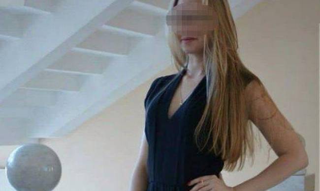 Продолжает учить: в Челябинской области завели уголовное дело на учительницу,  которая совратила своего ученика фото
