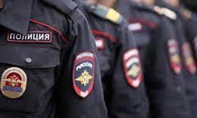 Заставили раздеться догола и присесть три раза: в Москве полицейские избили уроженца Северной Осетии из-за его национальности  фото