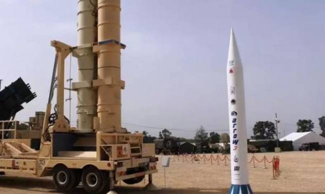 ЦАХАЛ показав перехоплення ракети хуситів, запущеної з Ємену фото