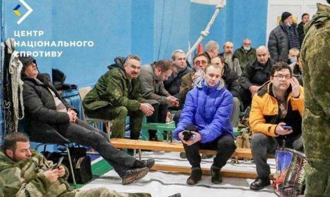 Росіяни продовжують приховану мобілізацію на тимчасово окупованих територіях Запорізької області  фото