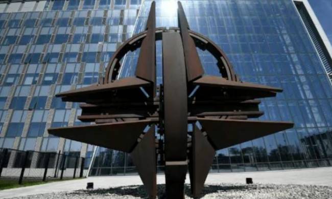 НАТО закликала своїх членів зробити зону вільного військового переміщення в ЄС фото