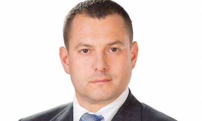 Максим Єфімов, який купив вертолітний майданчик Януковича, склав депутатський мандат  фото