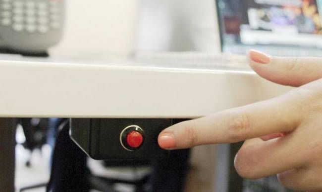 Дбають про безпеку: у навчальних закладах Запоріжжя поліція охорони встановить систему відеоспостереження та металодетектори фото