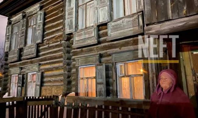 82-летняя ветеран труда из Тюмени пригласила Путина в гости в аварийный барак, в котором живет фото