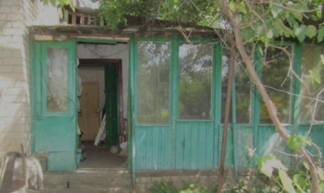 У Запоріжжі до восьми років вязниці засудили двох чоловіків, які грабували та залякували пенсіонера  фото