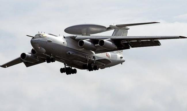 Залужний підтвердив збиття російських А-50 та Іл-22М фото