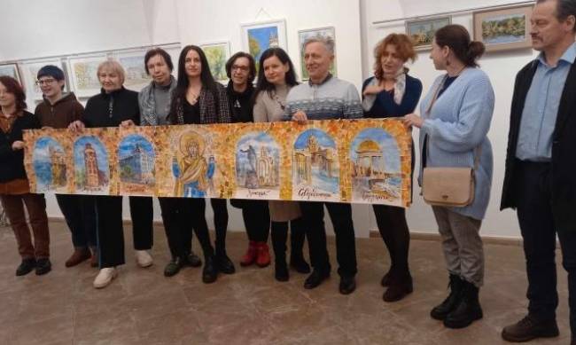 Картини у «Хлібні»: на виставці у Софії Київській є роботи відомої запорізької художниці фото