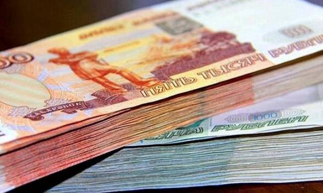 Из рук в руки: в  Москве генерал и его супруга отдали мошенникам почти 50 миллионов рублей фото