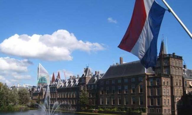 Уряд Нідерландів хоче повністю відмовитись від Facebook фото