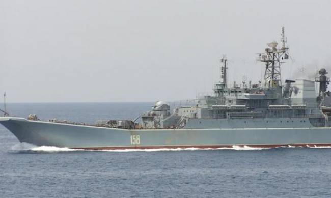 Дрони ГУР атакували в Криму російський корабель Цезар Куніков, він затонув — ЗМІ фото