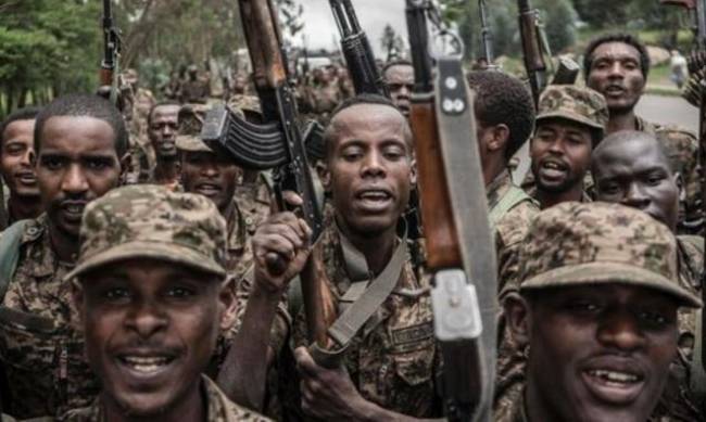 Открыли огонь по своим:  «черные дворники» из Африки  убили больше 20 российских военнослужащих фото